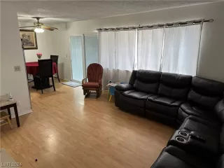 Photo #3: 2557460 Listing