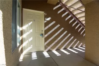 Photo #3: 2557498 Listing 