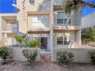 Photo #2: 2557499 Listing 