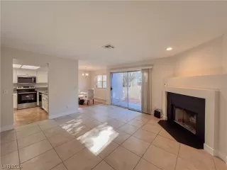 Photo #5: 2557499 Listing 