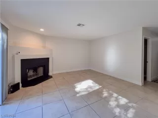 Photo #6: 2557499 Listing 