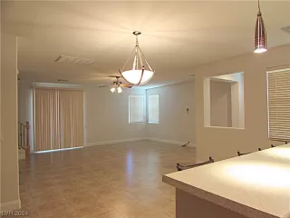 Photo #5: 2557520 Listing 