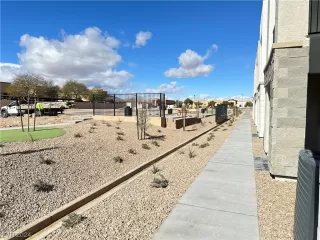 Photo #3: 2557529 Listing 