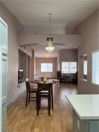 Photo #3: 2557577 Listing