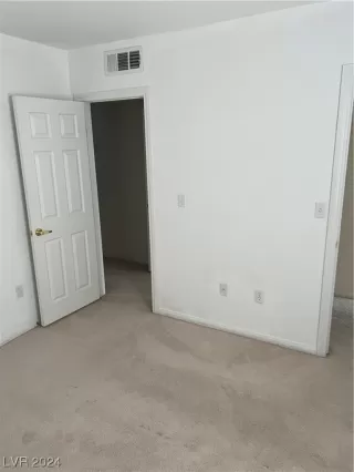 Photo #4: 2557621 Listing 