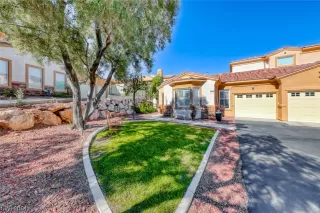 Photo #1: 2557632 Listing