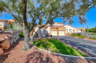 Photo #3: 2557632 Listing