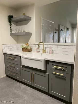 Photo #3: 2557639 Listing