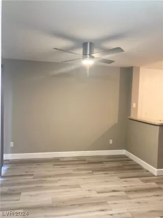 Photo #4: 2557647 Listing