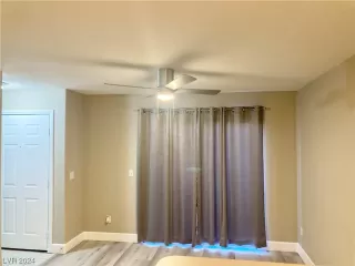 Photo #5: 2557647 Listing