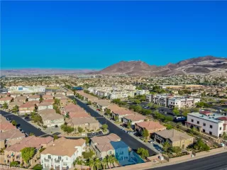 Photo #2: 2557662 Listing 