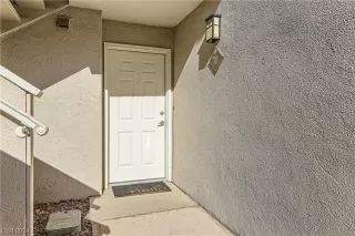 Photo #2: 2557685 Listing 