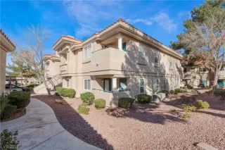 Photo #1: 2557686 Listing 