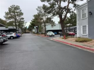 Photo #2: 2557703 Listing 