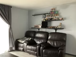 Photo #3: 2557703 Listing 