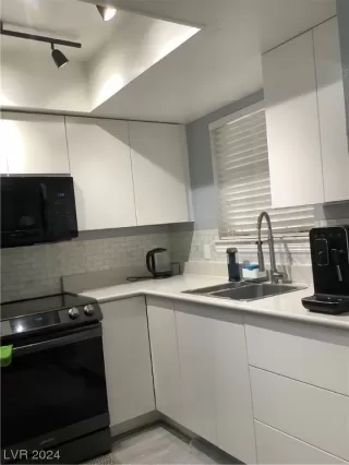 Photo #6: 2557703 Listing 