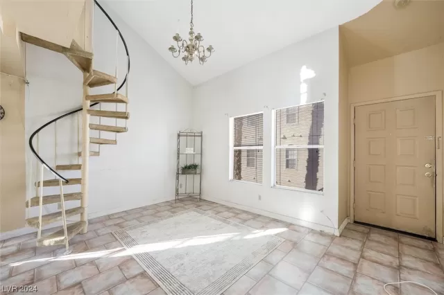 MLS: 2557708 Condo For Sale