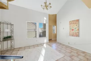 Photo #3: 2557708 Listing 