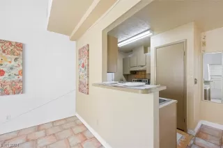 Photo #5: 2557708 Listing 