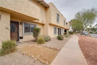 Photo #3: 2557751 Listing