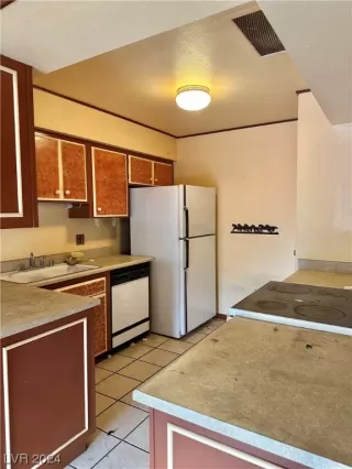 Photo #5: 2557754 Listing 