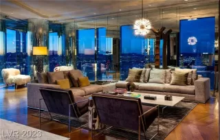 Photo #3: 2557758 Listing