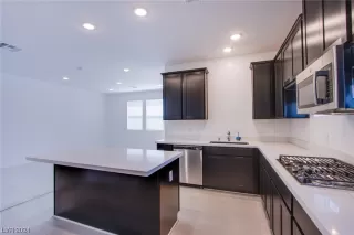 Photo #4: 2557765 Listing 