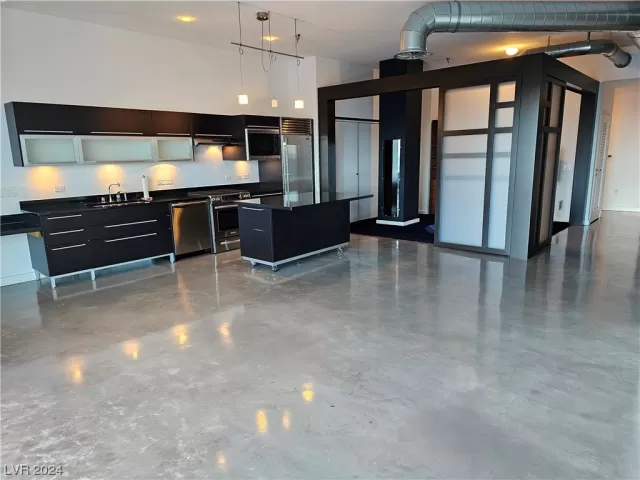 MLS: 2557845 Condo For Sale