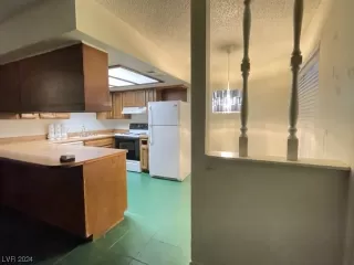 Photo #6: 2557852 Listing 