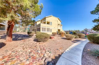 Photo #1: 2557855 Listing