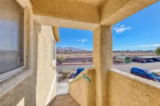 Photo #4: 2557855 Listing