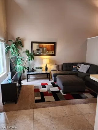 Photo #5: 2557861 Listing 