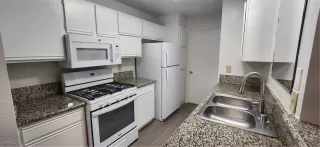 Photo #3: 2557909 Listing 