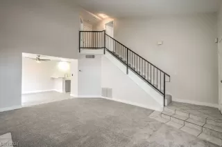 Photo #5: 2557927 Listing