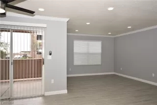 Photo #6: 2557982 Listing 