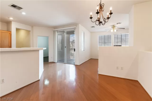 MLS: 2558024 Condo For Sale