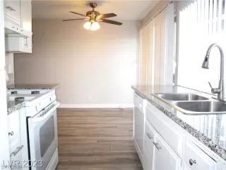 Photo #2: 2558051 Listing