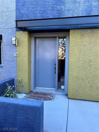 Photo #1: 2558076 Listing 