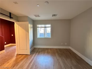 Photo #3: 2558076 Listing 