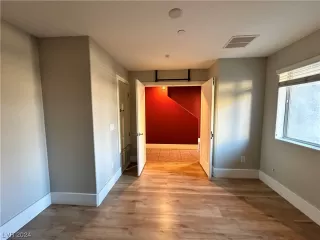 Photo #4: 2558076 Listing 