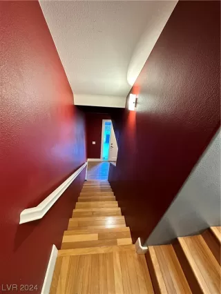 Photo #5: 2558076 Listing 