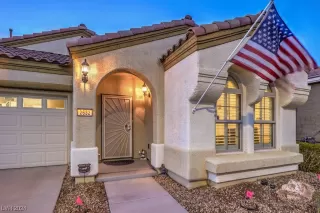 Photo #1: 2558081 Listing