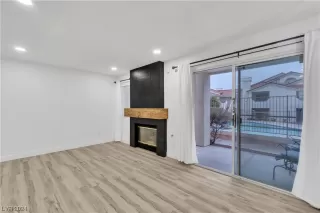 Photo #6: 2558082 Listing 