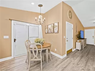 Photo #6: 2558103 Listing 