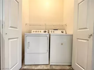 Photo #6: 2558121 Listing 