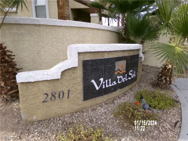 MLS: 2558150 Condo For Sale