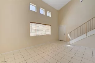 Photo #4: 2558161 Listing