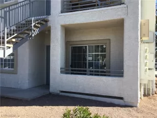 Photo #1: 2558165 Listing