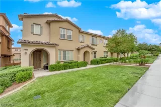 Photo #2: 2558196 Listing 