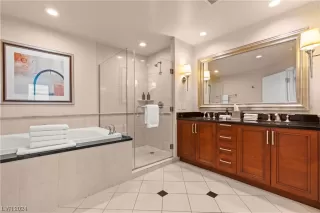 Photo #5: 2558200 Listing